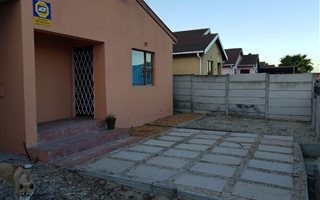 3 Bedroom House in Blue Downs