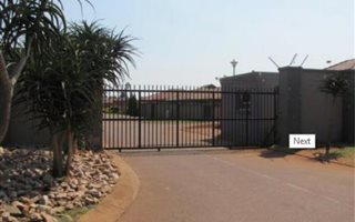 575 m² Land available in Clarina