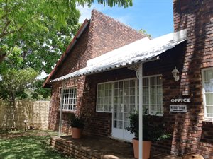 300 m² Commercial space in Hoedspruit