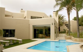 4 Bedroom House in Dainfern Golf Estate