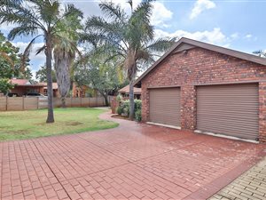 3 Bed House in Wierda Park