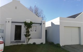 3 Bedroom House in Nuutgevonden