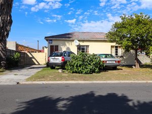 6 Bed House in Ruyterwacht