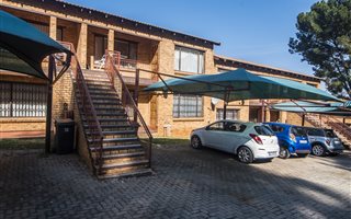 2 Bedroom Townhouse in Meredale