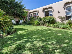 3 Bed House in Cedar Lakes