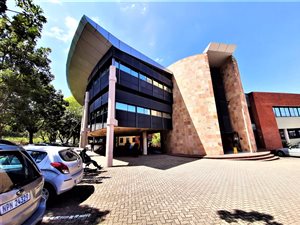 122 m² Office Space in Westville