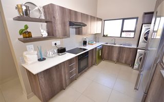2 Bedroom Apartment in Carlswald Estate