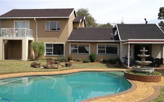 5 Bedroom House in Brackendowns