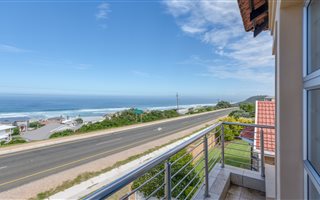 4 Bedroom House in Glentana