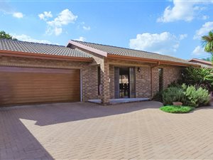 3 Bed Cluster in Selcourt