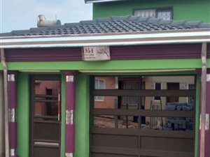 2 Bed House in Soweto Central