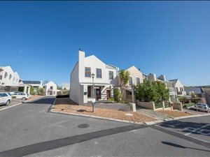 3 Bed House in Welgevonden Estate