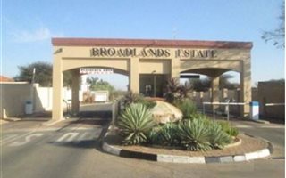 8030 m² Land available in Broadlands