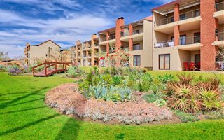 2 Bedroom Apartment in Carlswald North Estate