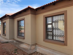 2 Bed House in Bendor