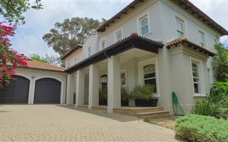 4 Bedroom House in Silvertree Estate