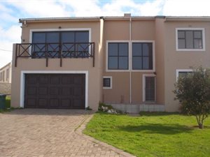 3 Bedroom House in Saldanha