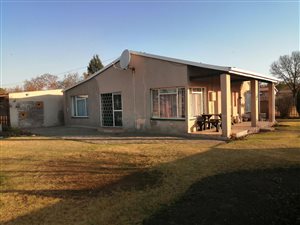 3 Bed House in Rensburg