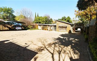 6 Bedroom House in Hazelwood