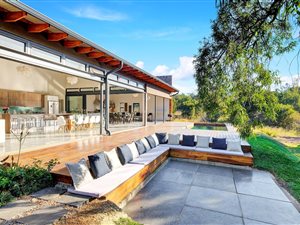 3 Bed House in Laezonia