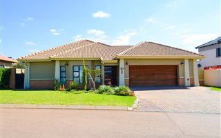 4 Bedroom House in The Meadows at Hazeldean