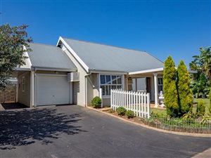 3 Bed House in Caledon Estate