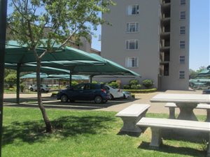 3 Bedroom Apartment in Queenswood