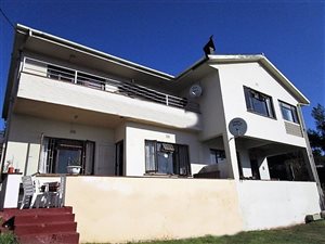 7 Bed House in Mossel Bay Central