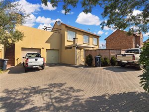 2 Bed House in Willow Park Manor