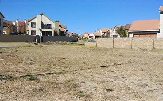 536 m² Land available in Brooklands