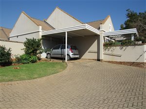 2 Bed Townhouse in Willow Park Manor