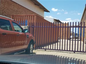 590 m² Industrial space in Jet Park