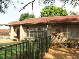 4 Bed House in Erasmus