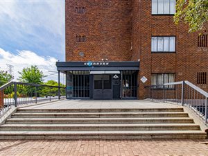 2 Bed Apartment in Kew