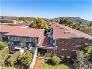 2 Bed Townhouse in Linden