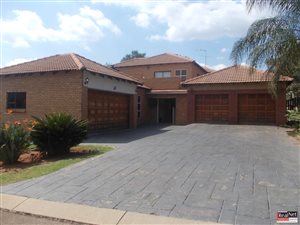 4 Bed House in Eldoglen