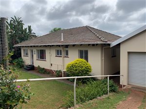 3 Bed House in Manor Gardens