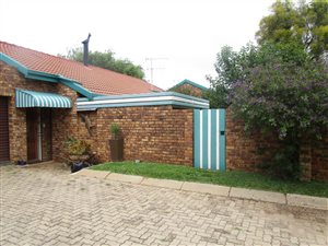 2 Bed Townhouse in Clubview