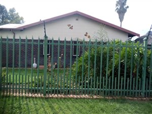 3 Bed House in East Lynne
