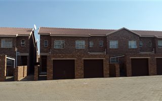 2 Bedroom Apartment in Crystal Park