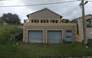 3 Bedroom House in Lovu