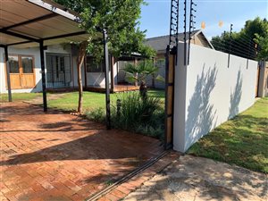3 Bed House in Menlo Park