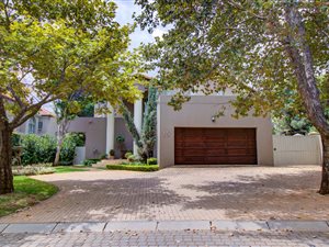 4 Bed House in Boardwalk Manor