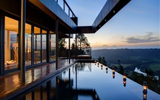 4 Bedroom House in Simola