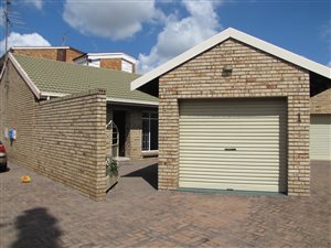 2 Bed Simplex in Vanderbijlpark CE3