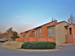 2 Bed Apartment in Noordwyk