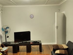 1 Bedroom House in Park Hill