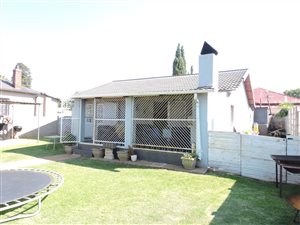 2 Bed House in Geduld