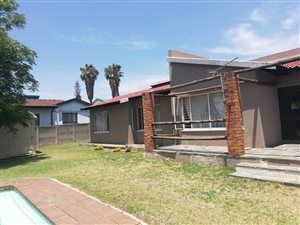 4 Bed House in Birchleigh North