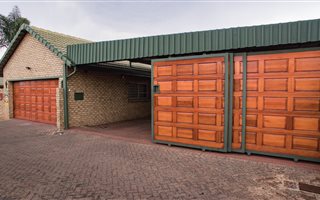 2 Bedroom House in Doringkloof